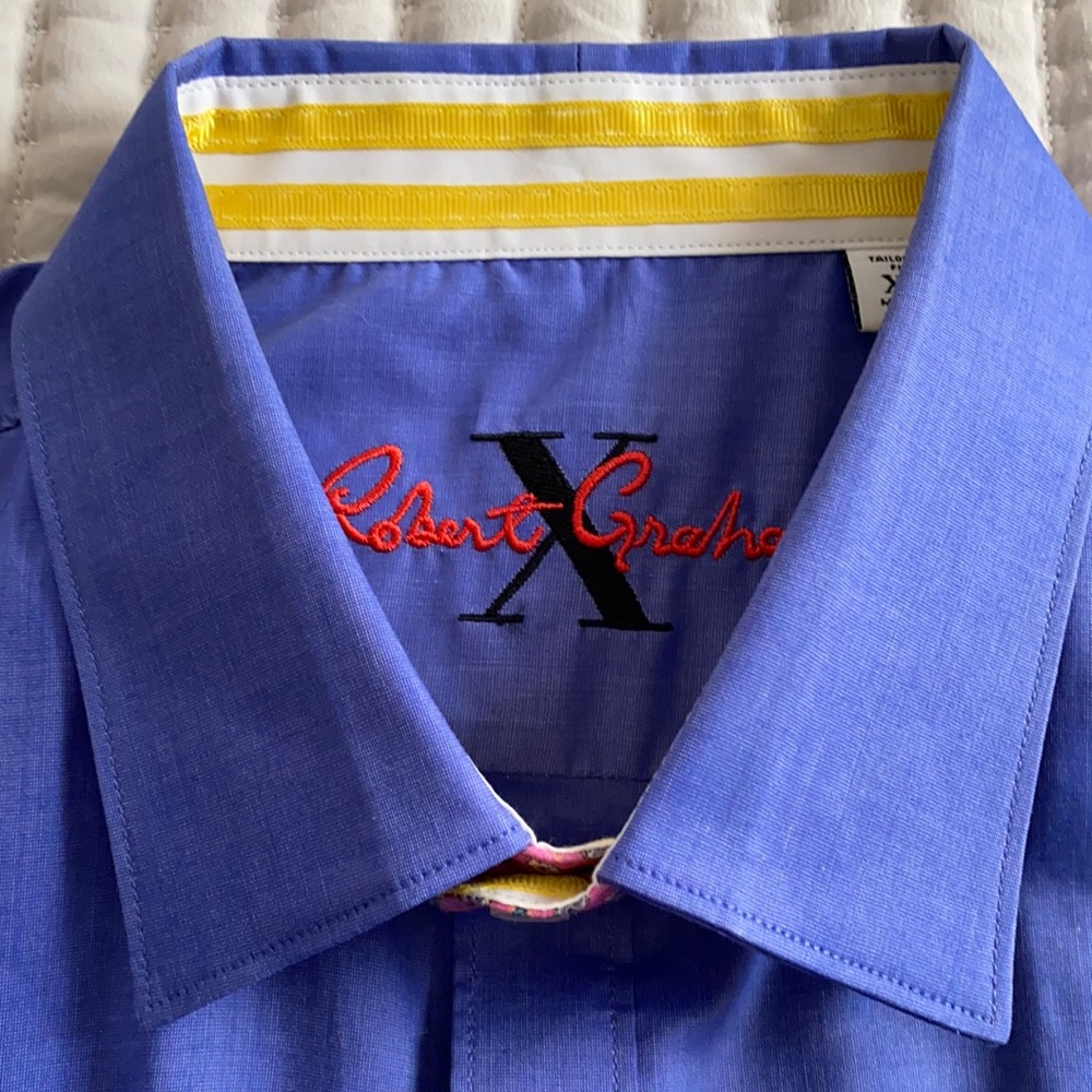 Robert Graham men’s button shirt